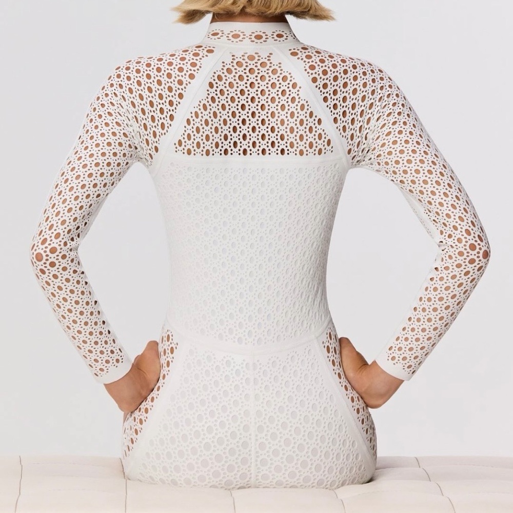 GIGI C x Free People Rowan White Scuba Surf Suit Rash Guard Swim Suit sz XS NWT - Picture 4 of 9